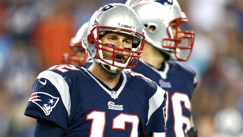 Illustration for article titled The Patriots Win Ugly As Tom Brady Looks Ready To Murder His Receivers